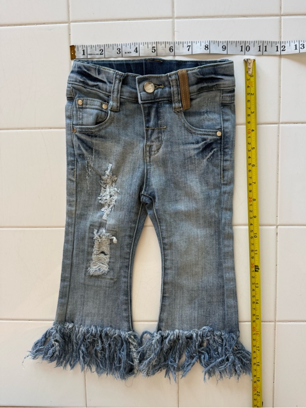 Toddler Girls Fringed Jeans 2T Hannah Banana Boho Hippie Flare Leg Distressed - Picture 10 of 11